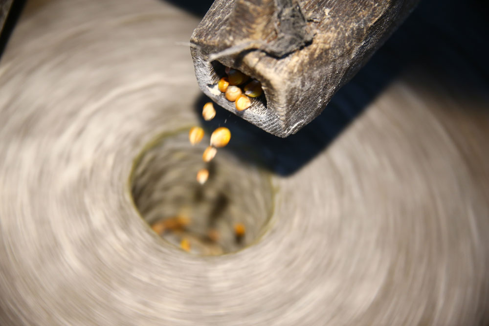 Asırlık değirmenler 