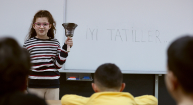 Yurtta karne coşkusu: 20 milyon öğrenci yarıyıl tatiline başlıyor!