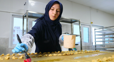 Pestil ve köme tesisi kadınlara ekmek kapısı oldu