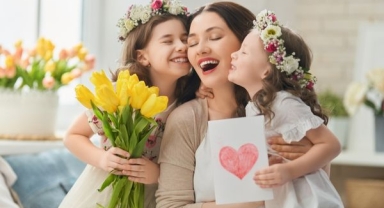 Anneler Gününe Hazırlık Başladı: Anneler Günü Hediyeleri ve Kutlama Önerileri