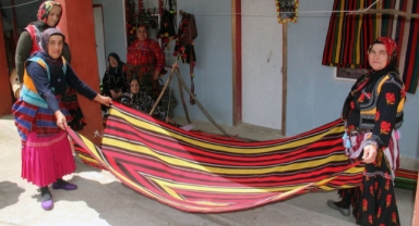 Asırlık el dokumaları Giresun’da yaşatılmaya devam ediyor   