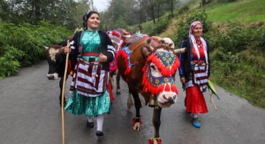 Doğu Karadeniz yaylalarında besicilerin dönüş yolculuğu başladı (Foto Galeri)