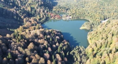 Borçka Karagöl sonbaharın renklerine büründü (Foto Galeri)
