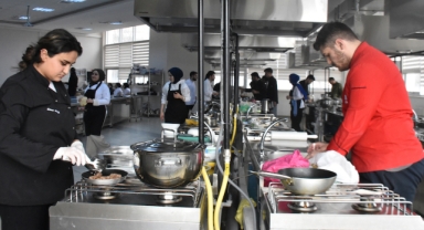 Gastronomi öğrencileri Türk mutfağına ait lezzetleri öğreniyor (Foto Galeri)