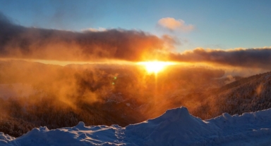 Türkiye’nin Sahile En Yakın Kayak Merkezi Zigana Gümüşkayak’ta Kar Keyfi (Foto Galeri) 