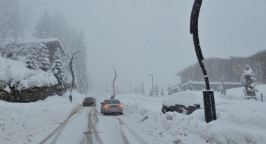 Ayder Yaylası ve Kaçkar Dağları beyaza büründü (Foto Galeri) 