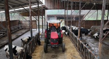 Bir inekle başladıkları hayvancılıkta devlet desteğiyle çiftlik kurdular (Foto Galeri) 