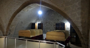 Bu kütüphane zindanda (Foto Galeri) 