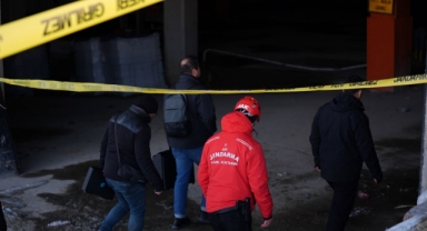 Kartalkaya'da yangın çıkan otelde Bakanlık ve AFAD heyeti inceleme yaptı (Foto Galeri) 