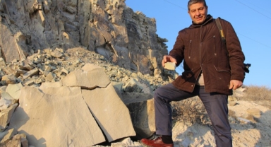 Keşfedilen tarihi tapınakların inşasında kullanılan gizemli taşlar araştırılıyor (Foto Galeri)