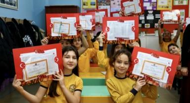 Okullarda karne heyecanı (Foto Galeri) 