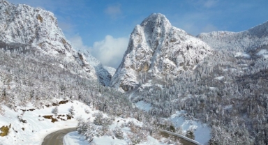 Ersizlerdere Kanyonu Tabiat Parkı'nda kış güzelliği yaşanıyor (Foto Galeri)