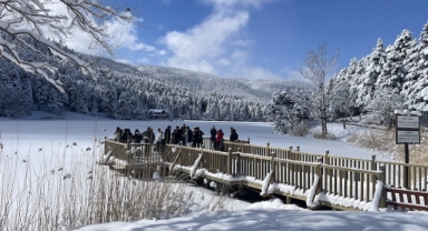 Gölcük Tabiat Parkı'nda hafta sonu yoğunluğu (Foto Galeri)
