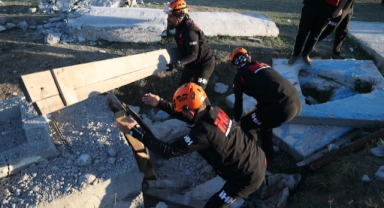 Düzce'de arama kurtarma gönüllüsü sayısı, Kahramanmaraş depremlerinin ardından 10 bine çıktı (Foto Galeri)