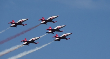 Türk Yıldızları'ndan nefes kesen gösteri (Foto Galeri)