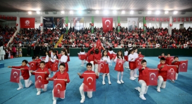 23 Nisan Ulusal Egemenlik ve Çocuk Bayramı kutlandı (Foto Galeri)