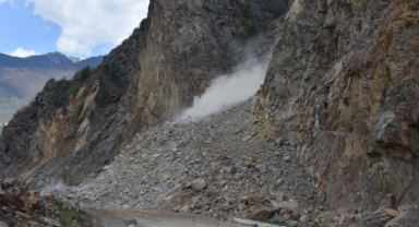 Gümüşhane-Giresun kara yolunda heyelan çalışmaları sürüyor (Foto Galeri) 