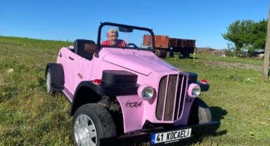 Gören bir daha bakıyor: Çapa makinesi motoruyla 15 günde klasik otomobil yaptı (Foto Galeri) 