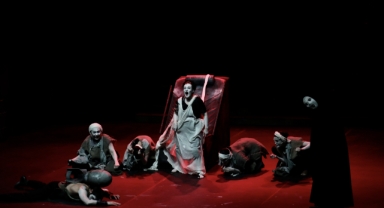 ‘Medea Material’ oyunu Samsun'da sanatseverlerle buluştu (Foto Galeri)