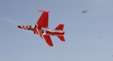 Samsun'da havacılık lisesi öğrencileri model uçak gösterisi yaptı (Foto Galeri)