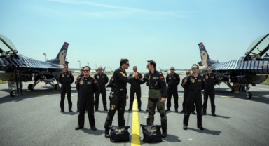 SOLOTÜRK Gösteri Ekibi İstanbul’un fethi etkinleri için yaptığı gösteriye böyle hazırlandı (Foto Galeri) 