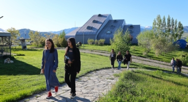 Tepedeki müze ‘Baksı’ bu sezon 80 bin ziyaretçiye kapılarını açmaya hazırlanıyor (Foto Galeri)