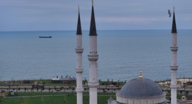 15 bin kişinin ibadet edebileceği o camide sona gelindi (Foto Galeri) 