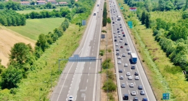 Anadolu Otoyolu'nda bayram tatili hareketliliği yaşanıyor (Foto Galeri)