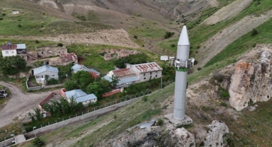 Görenler dönüp bir kez daha bakıyor, minareyi bulan camiyi bulamıyor (Foto Galeri)