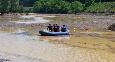 Trabzon'da sel sularına kapılan vatandaşı arama çalışmaları 11 kilometrelik alanda sürüyor (Foto Galeri)