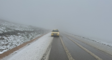 Bayburt'un yüksek kesimlerinde temmuzda kar yağdı (Foto Galeri)