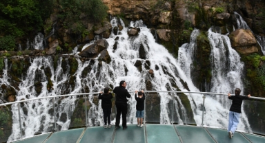 Gümüşhane'deki o şelale ziyaretçilerin uğrak noktası oldu (Foto Galeri)