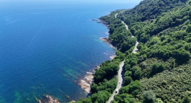 Karadeniz sahil yolu, manzarasıyla sürücülere keyifli rota sunuyor (Foto Galeri)