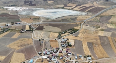 Sıcak havalar sonrası o göl kurudu, kuş sesleri yerini sessizliğe bıraktı (Foto Galeri)