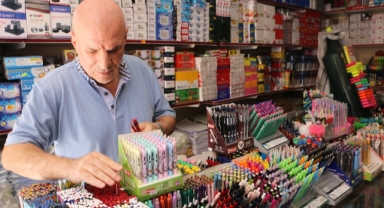 Yeni eğitim öğretim dönemi öncesi kırtasiyelerde hazırlıklar tamamlandı (Foto Galeri) 