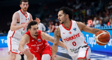 12 Dev Adam, Avrupa Şampiyonası'nda yarı finalde! (Foto Galeri) 