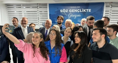 Giresun’da Gençlik Rüzgarı Esti! AK Parti’den ‘Söz Gençlikte’ Mesajı (Foto Galeri)