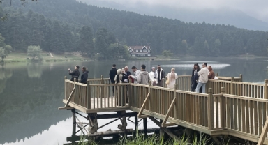 Gölcük Tabiat Parkı sonbaharda da misafirlerini ağırlıyor (Foto Galeri)