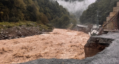 Şiddetli Yağış Rize’yi Vurdu! (Foto Galeri)