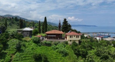Trabzon'un yüzlerce yıllık camileri taş ve ahşap sanatının zengin örneklerini sergiliyor (Foto Galeri) 