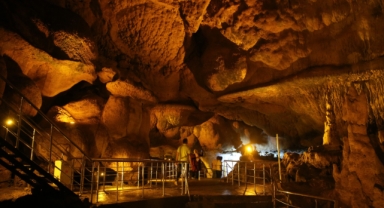 UNESCO Listesindeki O Mağara Ziyaretçi Akınına Uğradı (Foto Galeri)