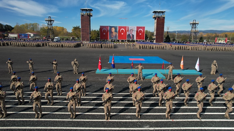 Eğitimlerini tamamlayan uzman erbaşlar mezun oldu (Foto Galeri)