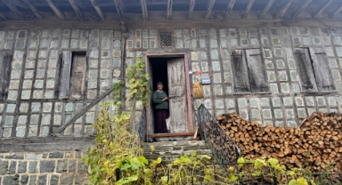 Karadeniz'de o kent kestane ağacından yapılan tescilli evlerle ziyaretçi çekiyor (Foto Galeri) 