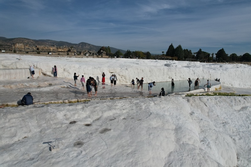 Beyaz Cennet Pamukkale, Binlerce Turisti Ağırlıyor (Foto Galeri)