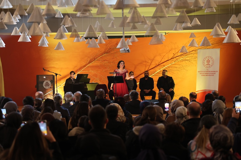 Anadolu Opera ve Bale Festivali Baksı Müzesi’nde Sanatseverlerle Buluştu (Foto Galeri)