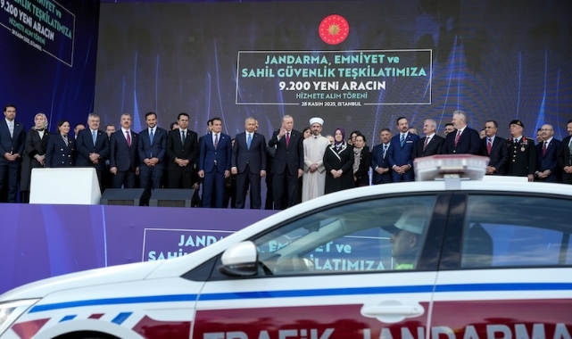 Cumhurbaşkanı Erdoğan’dan güvenlik güçlerine 9 bin 200 yeni araç müjdesi (Foto Galeri)