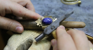 Doğal taşlar kadınların elinde hediyelik eşyaya dönüşüyor (Foto Galeri)