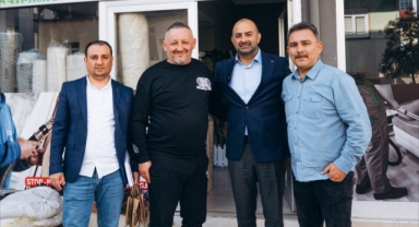 Gönül Siyaseti Sahada: AK Parti Esnafla Birebir Temasta (Foto Galeri) 