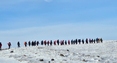 3 bin rakımda  Sarıkamış şehitleri anıldı (Foto Galeri) 