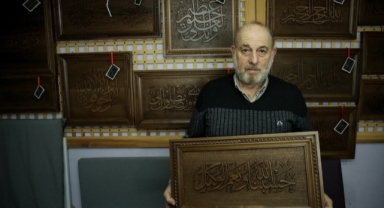 Ailesinin 100 yıldır yaptığı oymacılık bitmesin diye mesleği evinin kilerinde sürdürüyor (Foto Galeri)